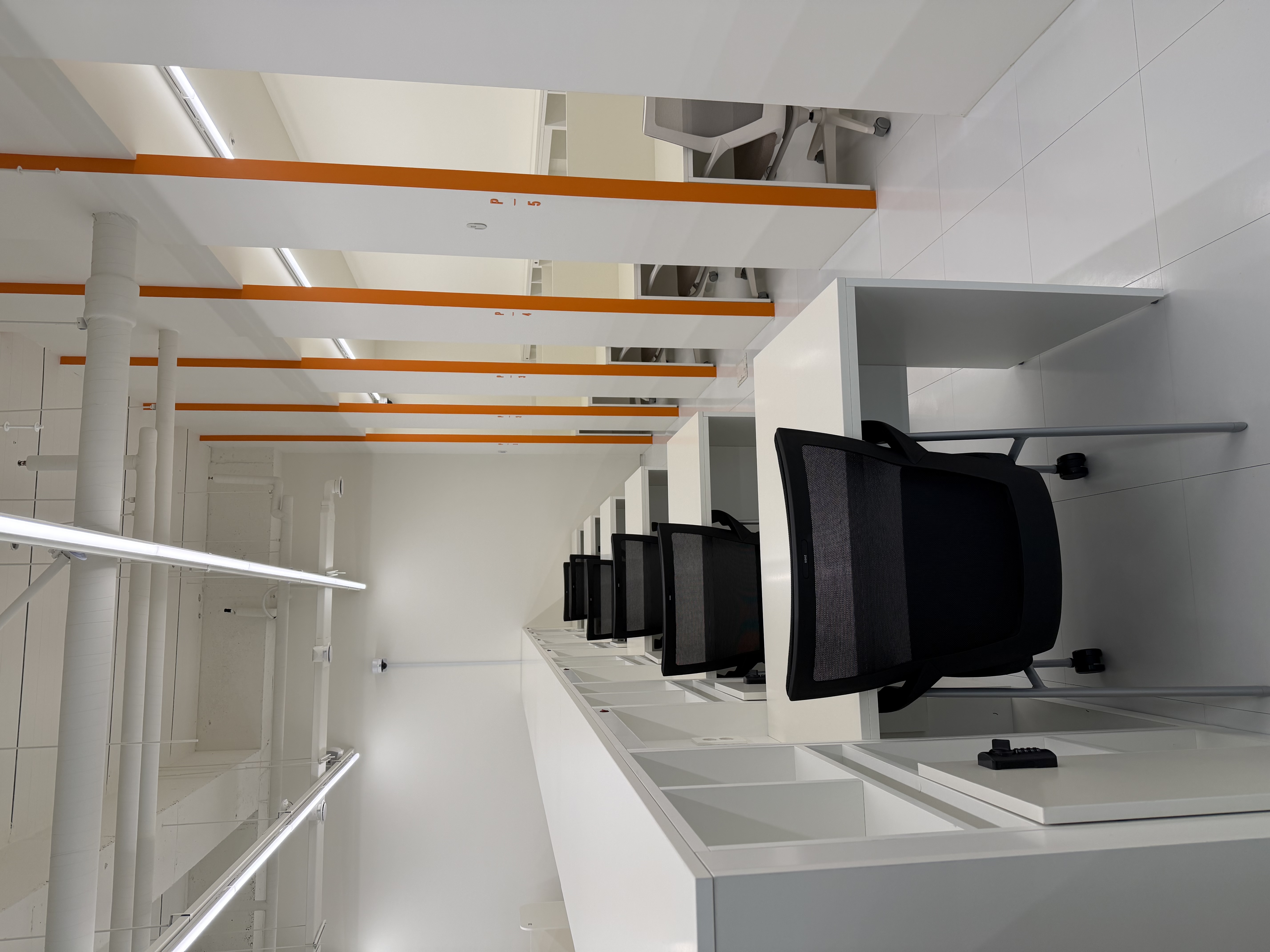 7층 독서실 내부