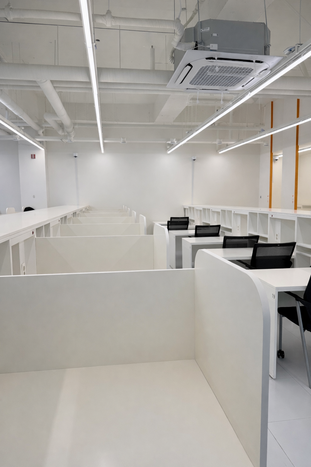 7층 독서실 내부